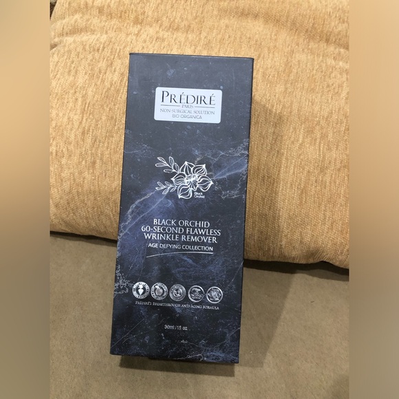 Predire Black Orchid Wrinkle Remover